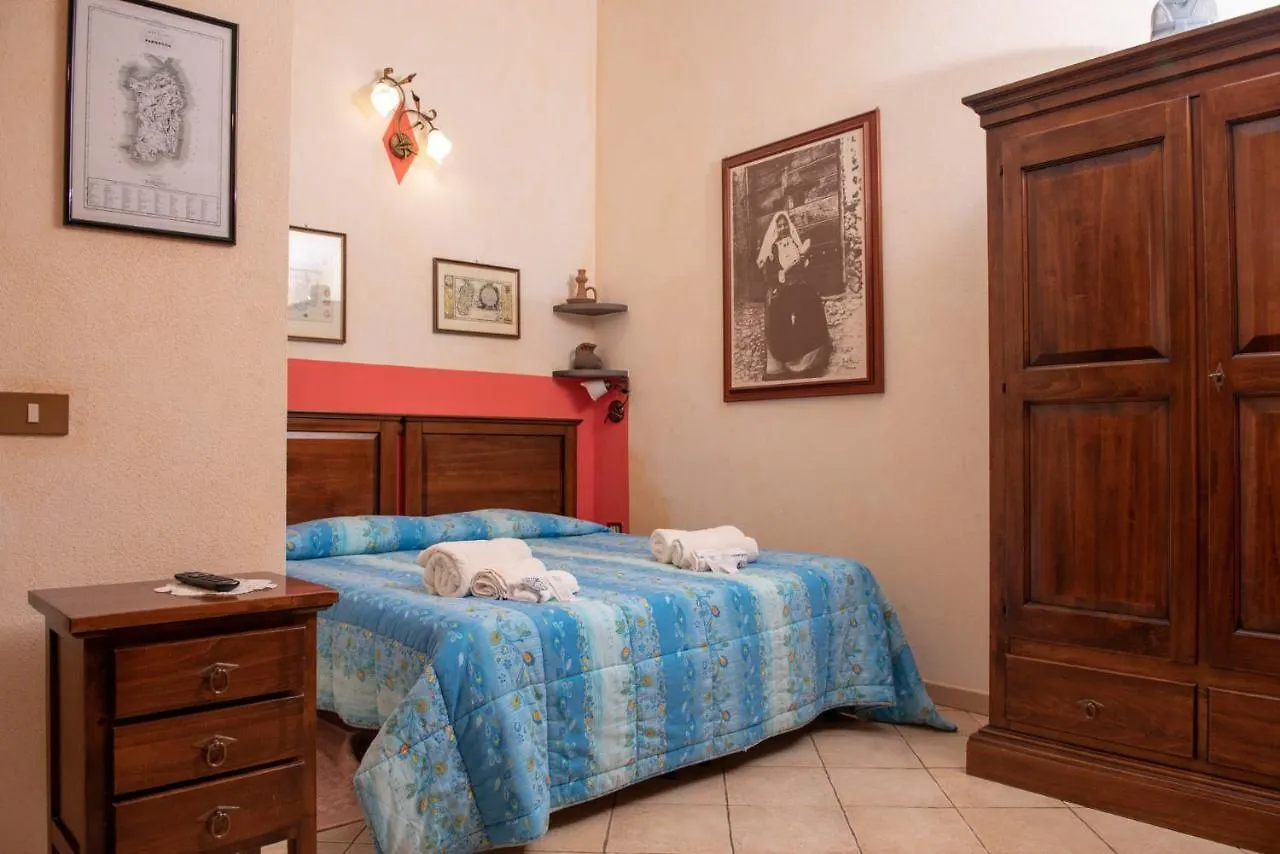 Agriturismo Nuragh'Elighe Sindia 0*,  Italia